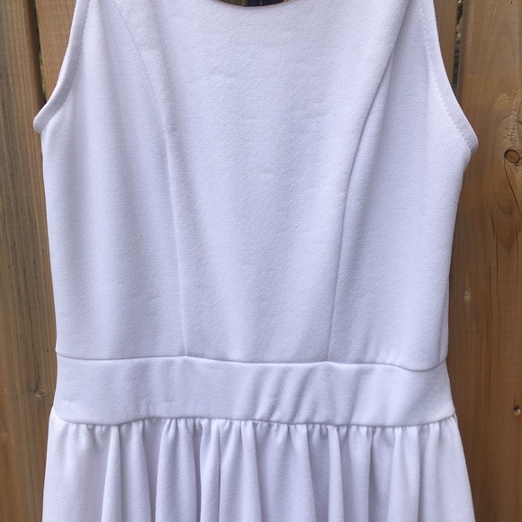 Jasmine Women’s dress Size S| White|VGUC| Excellent for a Halloween costume - Picture 6 of 11